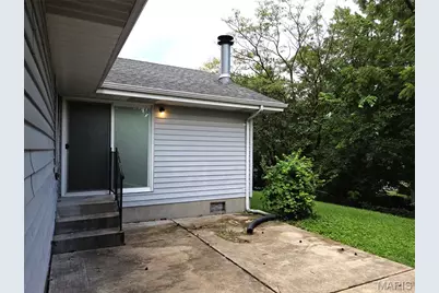 10054 Hedge Drive, Bellefontaine Neighbors, MO 63137 - Photo 20