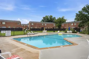 1235 Clarkson Ct, Ellisville, MO 63011 - Photo 2