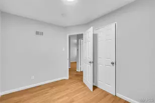 10521 Duke Dr, Castle Point, MO 63136 - Photo 16