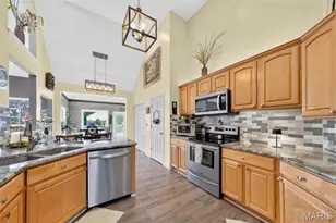 224 Bennington Dr, Troy, MO 63379 - Photo 2