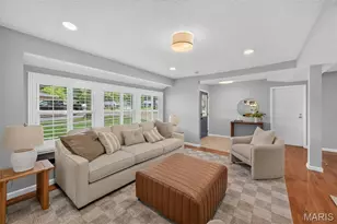 5738 Lost Brook Ct, Oakville, MO 63129 - Photo 8