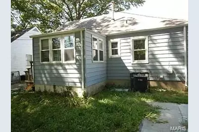 17 Godfrey Lane, Ferguson, MO 63135 - Photo 2
