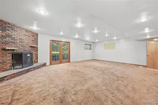 10806 Forest Cir Dr, Saint Louis, MO 63128 - Photo 22