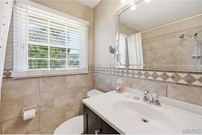 350 Saint Patrick Lane, Florissant, MO 63031 - Photo 18