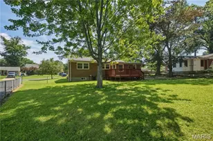350 St Patrick Ln, Florissant, MO 63031 - Photo 32