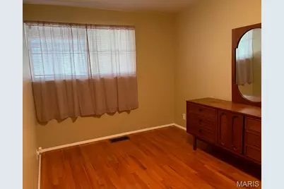 10204 Dacey Drive, Dellwood, MO 63136 - Photo 14
