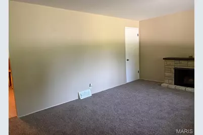 10204 Dacey Drive, Dellwood, MO 63136 - Photo 6