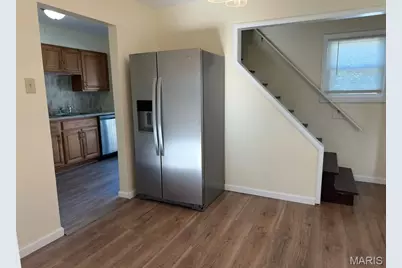 1912 Overland Drive, Saint Louis, MO 63114 - Photo 8