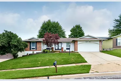 1815 Lakemont Lane, Hazelwood, MO 63138 - Photo 2