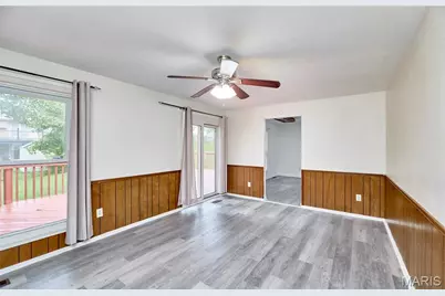 1815 Lakemont Lane, Hazelwood, MO 63138 - Photo 14