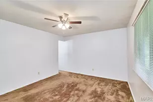 1815 Lakemont Ln, Hazelwood, MO 63138 - Photo 18