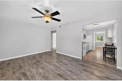 3204 Jasper Park, Saint Louis, MO 63139 - Photo 4