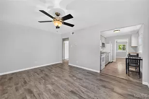 3204 Jasper Park, Saint Louis, MO 63139 - Photo 4
