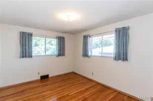 6319 MacKenzie Ct, Saint Louis, MO 63123 - Photo 16