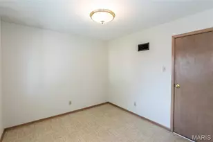 6319 MacKenzie Ct, Saint Louis, MO 63123 - Photo 8