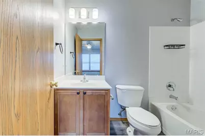 4940 Hurstborough Court, Hazelwood, MO 63042 - Photo 28