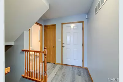 4940 Hurstborough Court, Hazelwood, MO 63042 - Photo 8