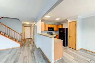 4940 Hurstborough Ct, Hazelwood, MO 63042 - Photo 10