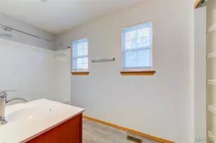 4940 Hurstborough Ct, Hazelwood, MO 63042 - Photo 24