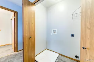 4940 Hurstborough Ct, Hazelwood, MO 63042 - Photo 34
