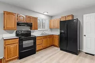 10265 Lord Dr, Saint Louis, MO 63136 - Photo 8