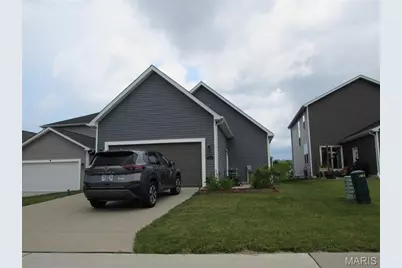 714 Alban Alley, Saint Charles, MO 63368 - Photo 2