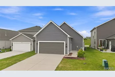 714 Alban Alley, Saint Charles, MO 63368 - Photo 2