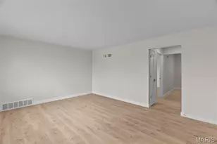 4615 Virginia Ave, Saint Louis, MO 63111 - Photo 10