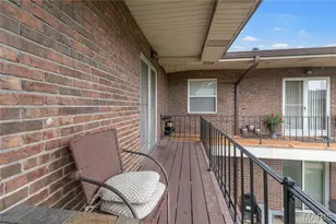 6923 Colonial Woods Dr, Saint Louis, MO 63129 - Photo 22