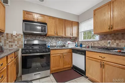 6923 Colonial Woods Drive #16, Saint Louis, MO 63129 - Photo 10