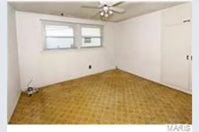 3908 Engler Avenue, Saint Louis, MO 63114 - Photo 8