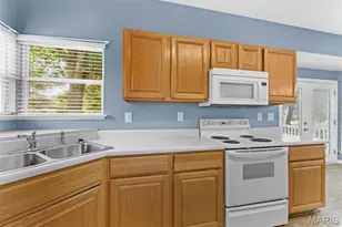1442 Norwood Hills Dr, O'Fallon, MO 63366 - Photo 14