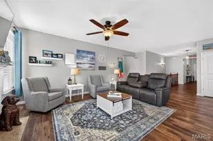 427 Wilmer Meadow Dr, Wentzville, MO 63385 - Photo 4