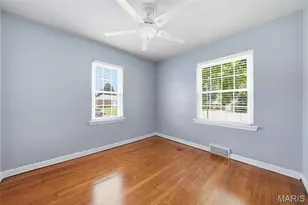9401 Reavis Barracks Rd, Saint Louis, MO 63123 - Photo 12