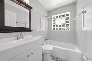 9401 Reavis Barracks Rd, Saint Louis, MO 63123 - Photo 10