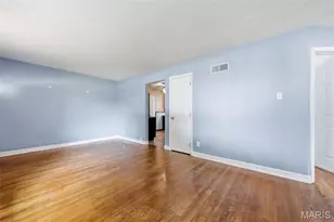 9401 Reavis Barracks Rd, Saint Louis, MO 63123 - Photo 6