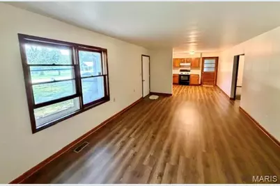 419 Fifth, Montgomery City, MO 63361 - Photo 6