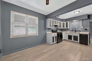 30 Jendale Ct Ct, Jennings, MO 63136 - Photo 12