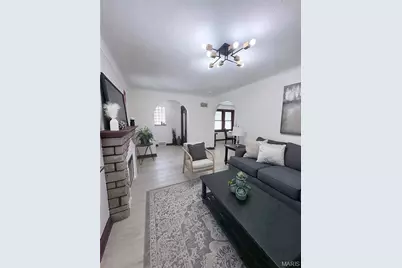 6707 Perry Avenue, Saint Louis, MO 63121 - Photo 8