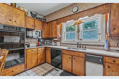 909 W Spencer Street, Cuba, MO 65453 - Photo 12