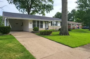 130 Sackett Dr, Florissant, MO 63033 - Photo 1