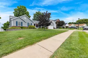4529 Briargate Dr, Saint Charles, MO 63304 - Photo 4