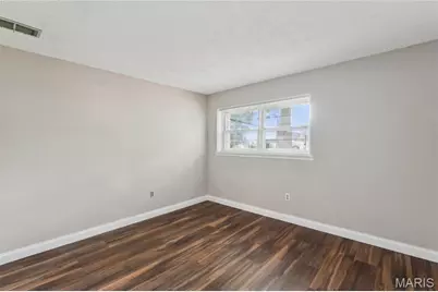 1950 San Luis Rey Parkway, Fenton, MO 63026 - Photo 16