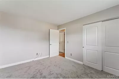 1950 San Luis Rey Parkway, Fenton, MO 63026 - Photo 10