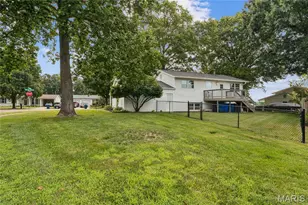 1950 San Luis Rey Pkwy, Fenton, MO 63026 - Photo 26