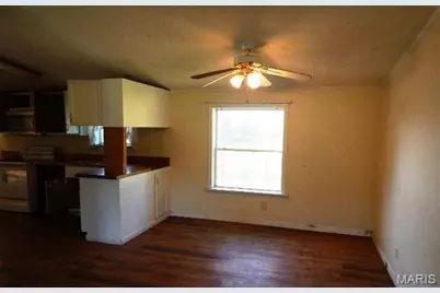 94 Pinewood Drive, Winfield, MO 63389 - Photo 8
