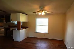 94 Pinewood Dr, Winfield, MO 63389 - Photo 8