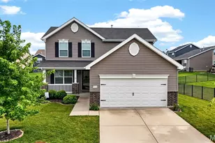504 Golden Leaf Ct, Lake Saint Louis, MO 63367 - Photo 1