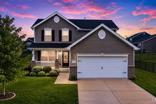 504 Golden Leaf Ct, Lake Saint Louis, MO 63367 - Photo 2