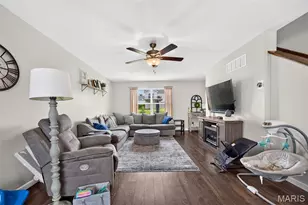 504 Golden Leaf Ct, Lake Saint Louis, MO 63367 - Photo 6